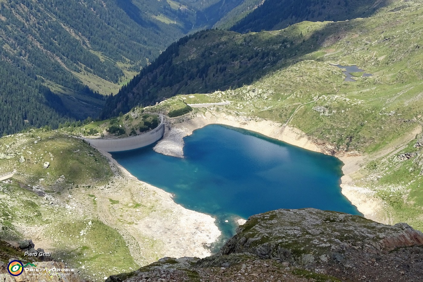 69 Zoom sul Lago di Publino.JPG